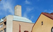 Takmålning i Stockholm: Fördelar och nyckelfaktorer med att måla tak i Stockholm