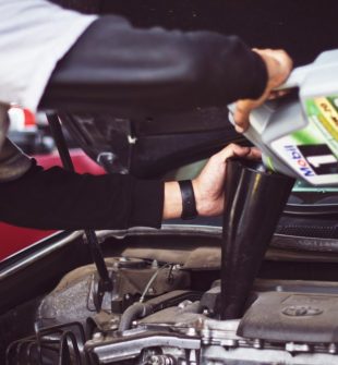Bilvård i malmö  så håller du bilen fräsch, säker och värdefull året runt