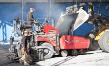 Asfalt i praktiken: Från vägbygge till hållbara ytor